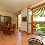 Casa Con Parcheggio, Piscina Giardino, Barbecue