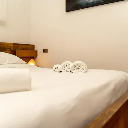 Casa Con Parcheggio, Piscina Giardino, Barbecue Daire Sala Comacina