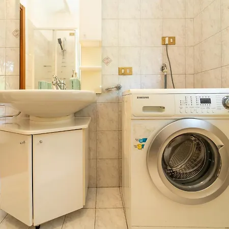 Casa Con Parcheggio, Piscina Giardino, Barbecue Daire Sala Comacina