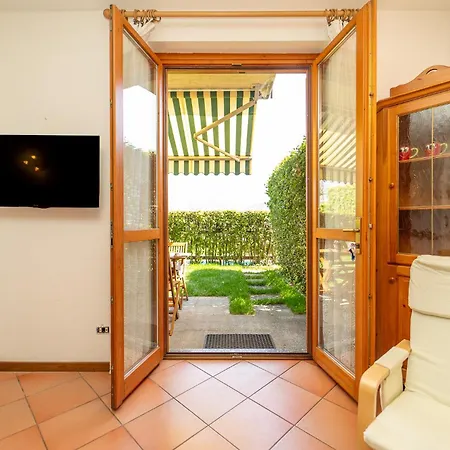 Casa Con Parcheggio, Piscina Giardino, Barbecue *