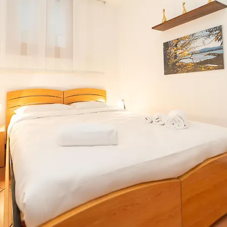 Casa Con Parcheggio, Piscina Giardino, Barbecue Daire Sala Comacina