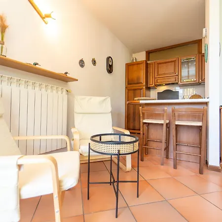 Casa Con Parcheggio, Piscina Giardino, Barbecue סלה קומצ'ינה