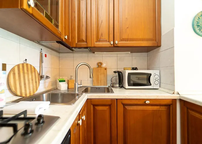 Casa Con Parcheggio, Piscina Giardino, Barbecue Sala Comacina