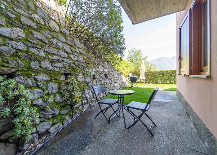 Casa Con Parcheggio, Piscina Giardino, Barbecue Sala Comacina